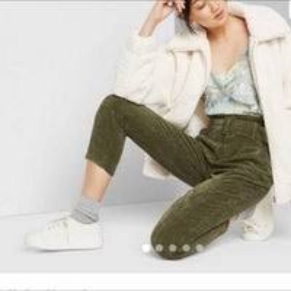 Wild Fable Green Wide-Wale Corduroys CLOSET CLEAR OUT